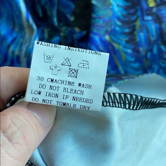 Starry Night Print Pleated Short Skater Skirt - Picture 11 of 12